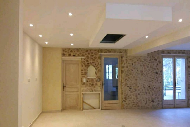 spots encastrés orientablescuisine Mérindol Dell'Anna électricité plomberie chauffage